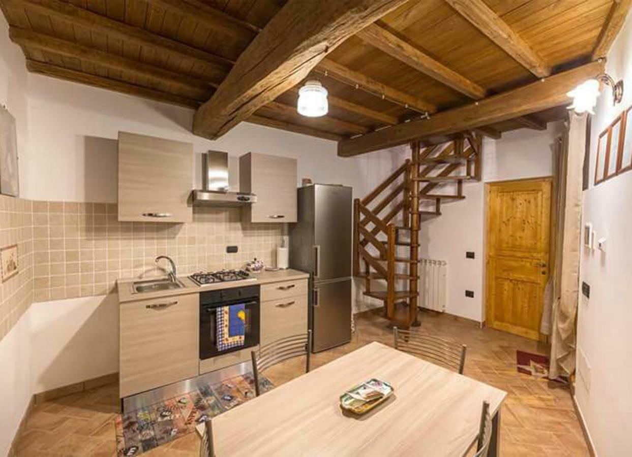 L'Angoletto dei Calanchi San Michele in Teverina Esterno foto